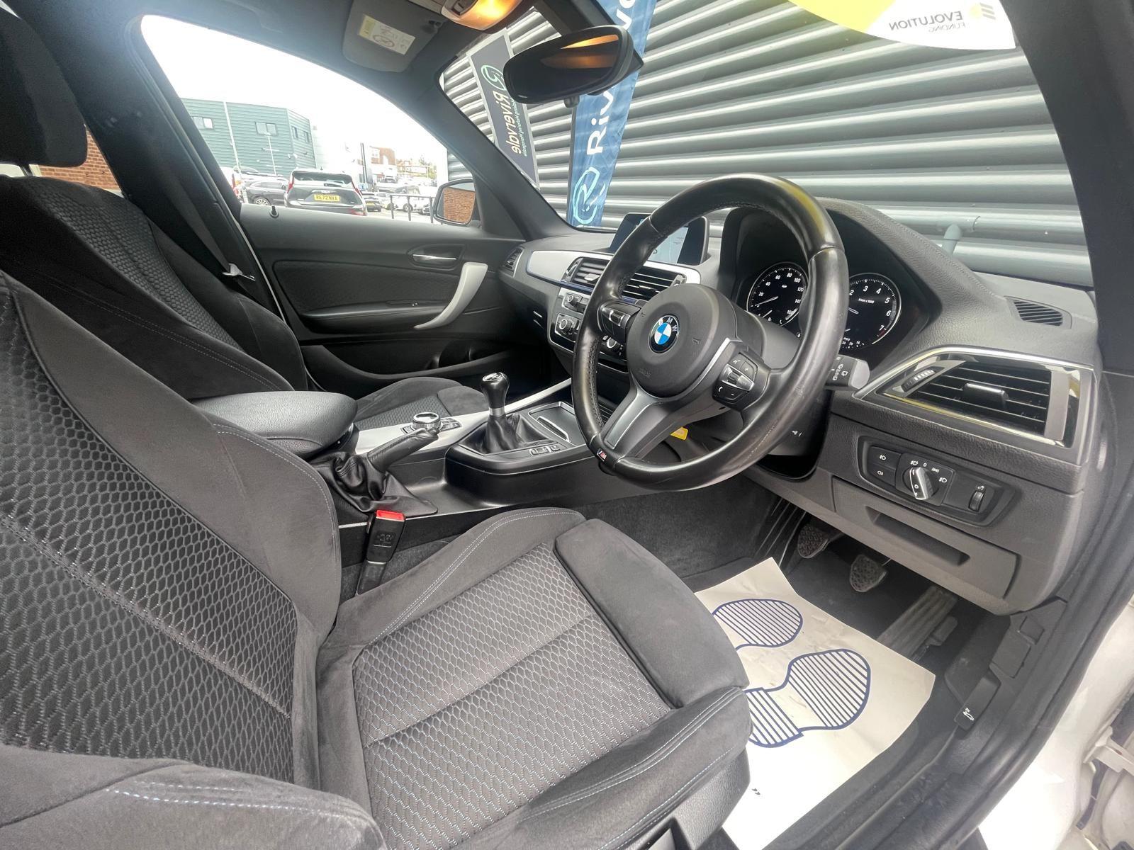 BMW 1 Series image 21
